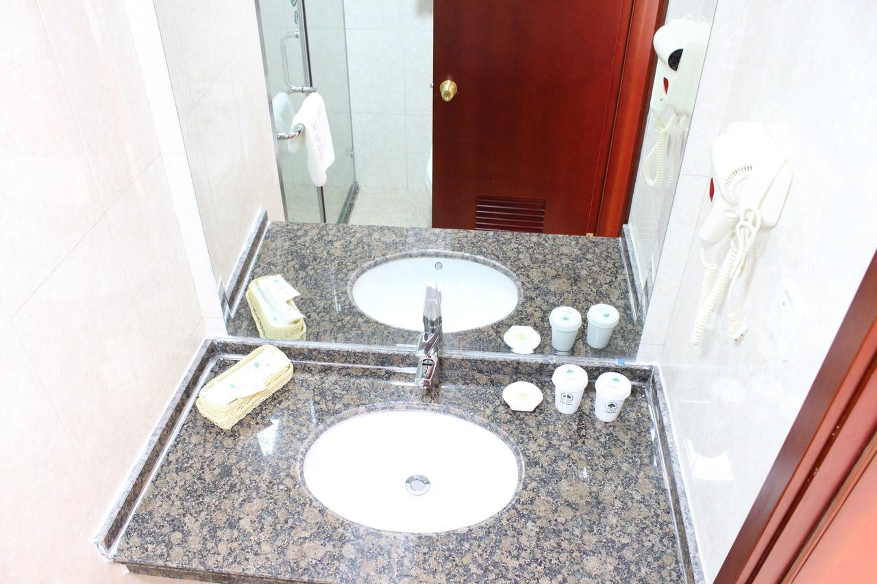 Greentree National Convention Center Beiqing Road Fengzhong Road Shell Hotel